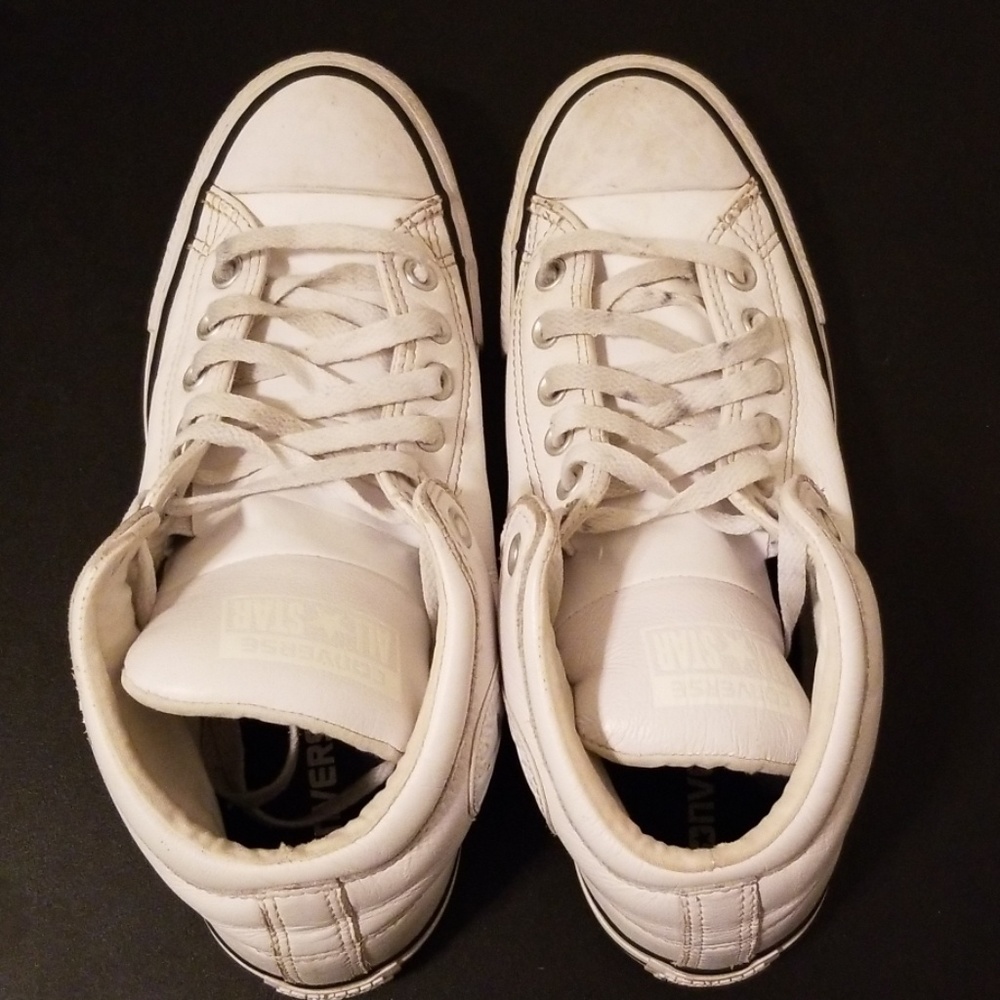 White all star sneakers